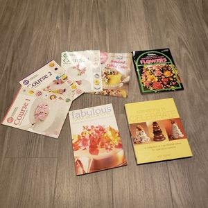 SOLD! Huge Set Bundle Lot of Cake Decorating Books